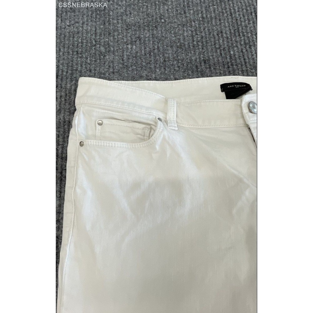 Ann Taylor Women's White Modern Fit Denim Jeans Sz 10 - Picture 2 of 9